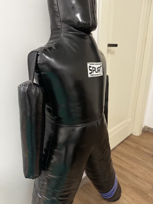 Манекен для борьдьби, борцовська груша