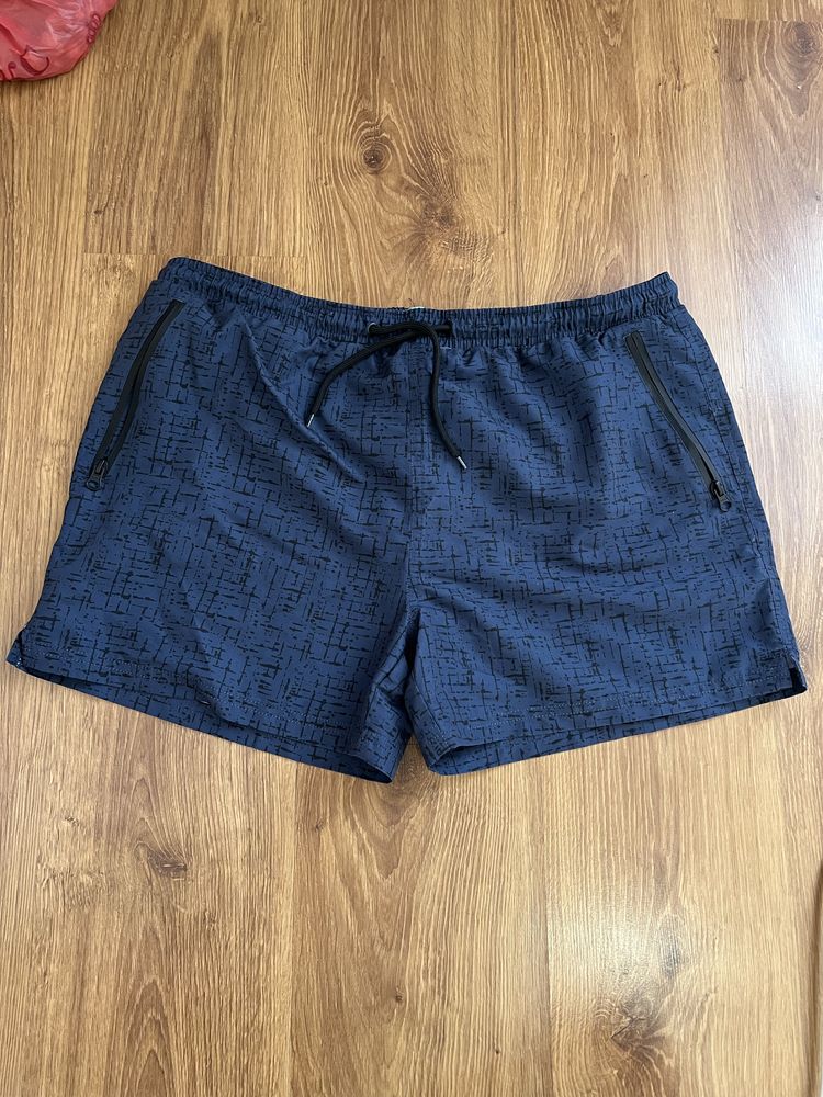 Шорти чоловічі L-XL