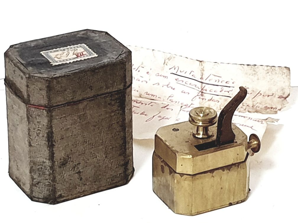Antigo instrumento médico- escarificador do Sec. XIX