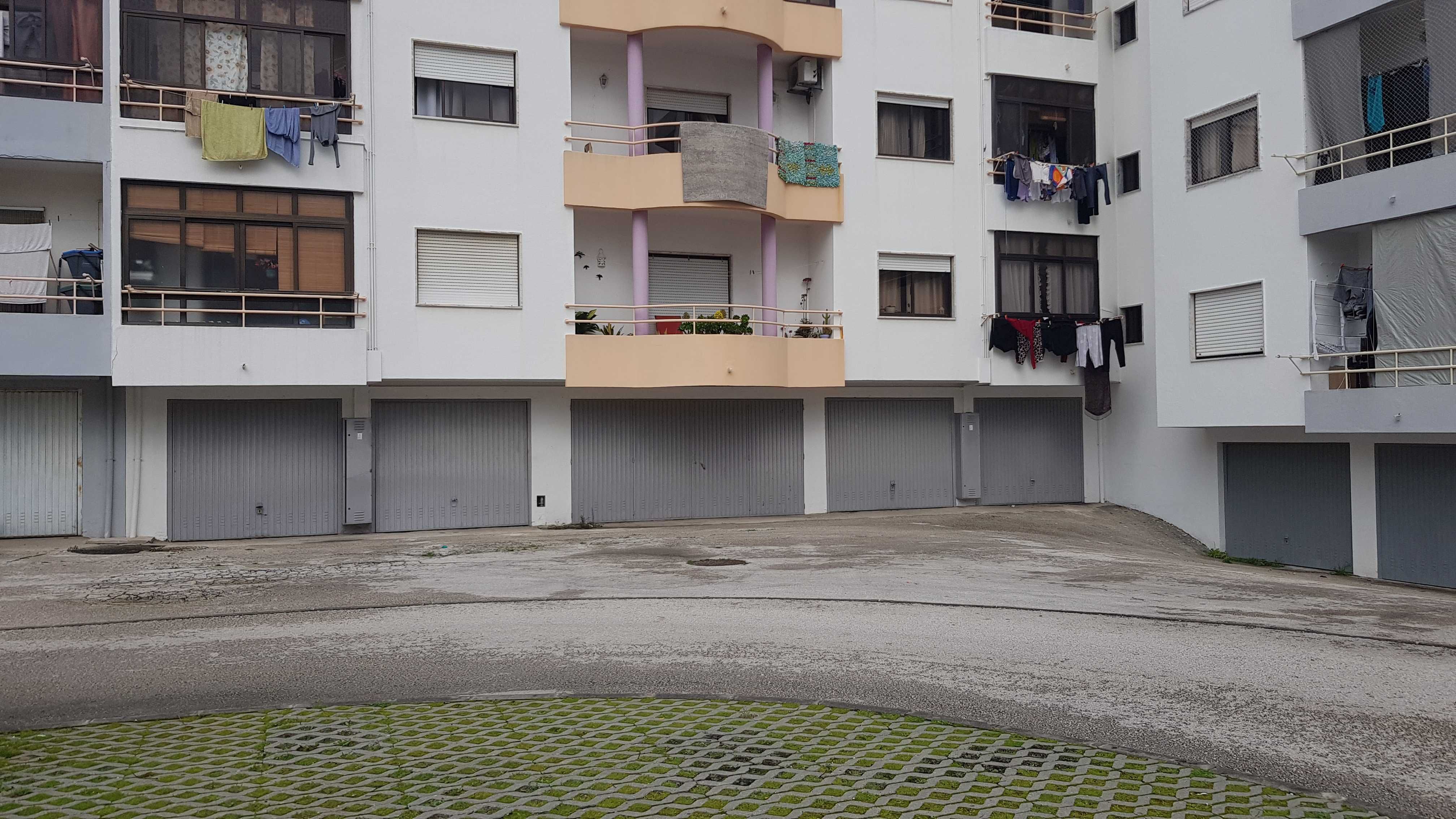 Garagem no Entroncamento, com 28,3 m2.