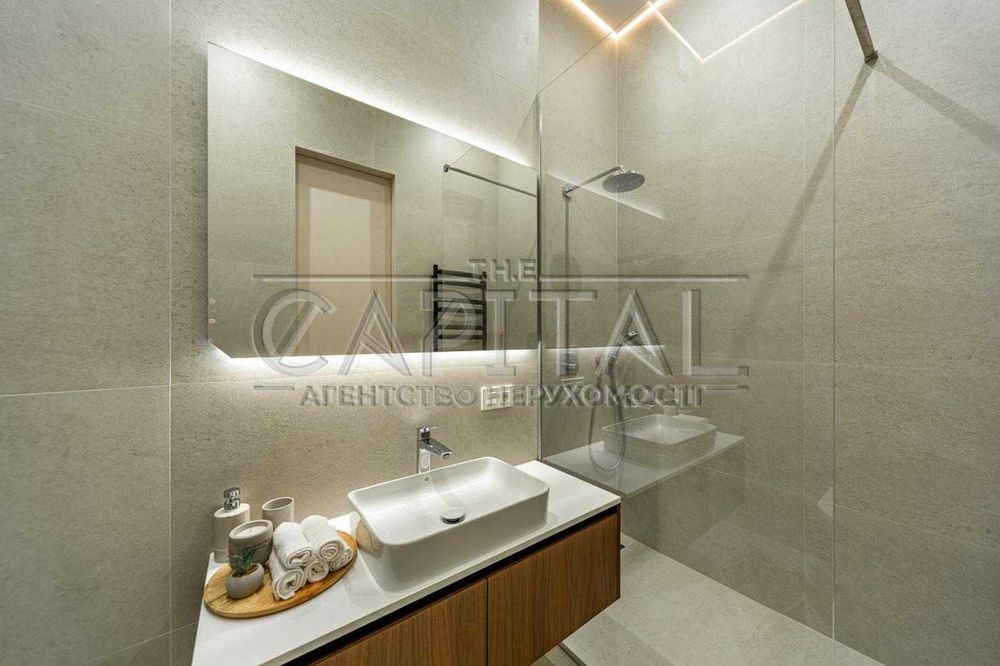 Продаж / Будинок / 175 м2 / Дмитрівка / вул. Привітна, 1