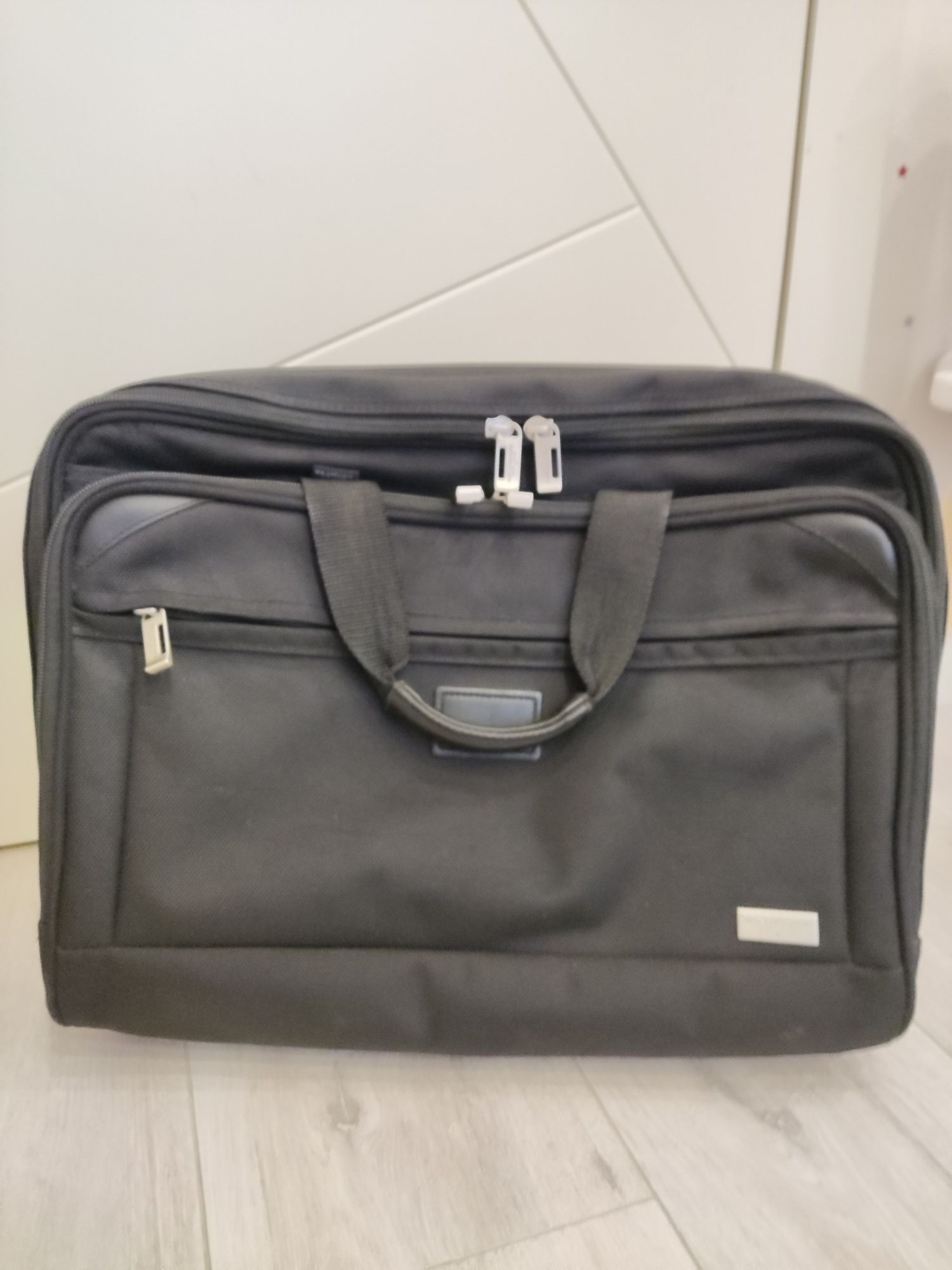 Бізнес кейс U.S. Luggage New York