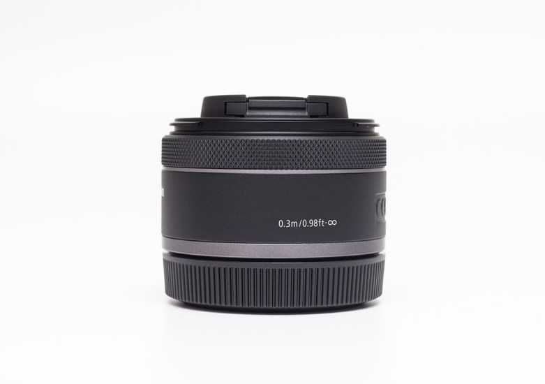 Canon RF 50 mm f/1.8 STM, новый, не пользованный объектив, в корбке