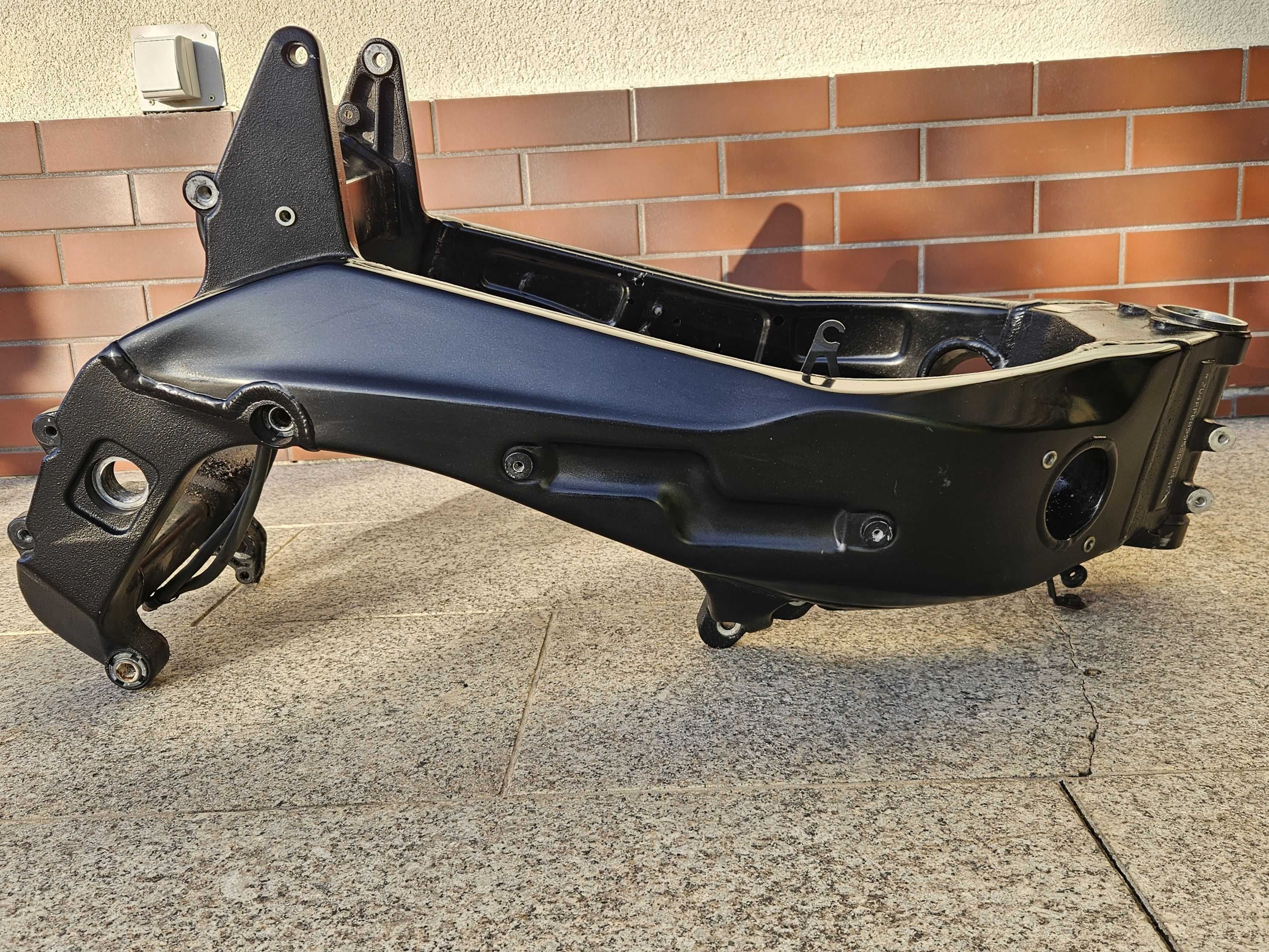 Rama + dokumenty papiery Aprilia RSV 1000 TUONO 02-06