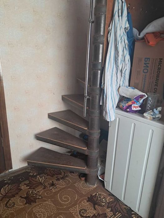 Капитальный 2х эт. кирпичный дом возле Черноморска