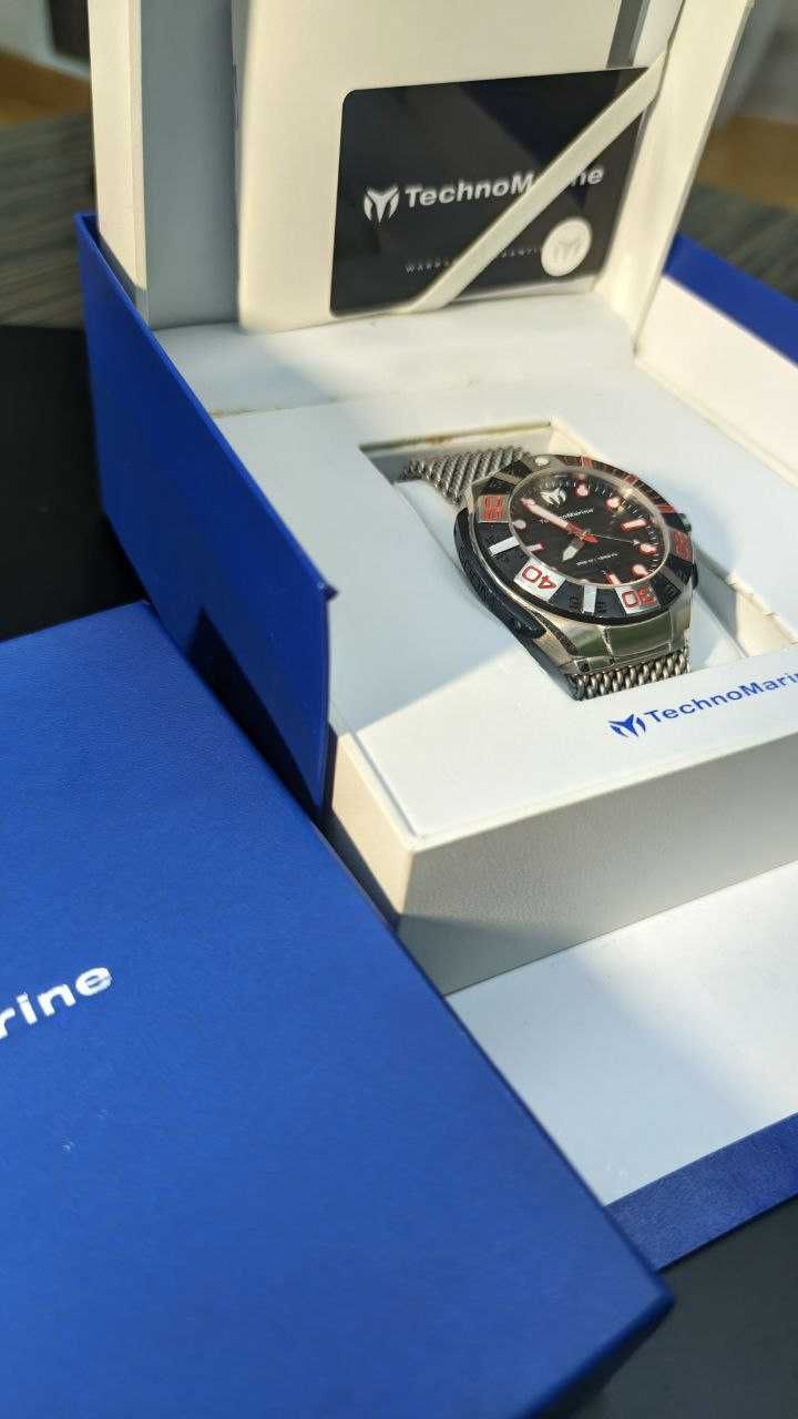 TechnoMarine швейцарские часы TM513005