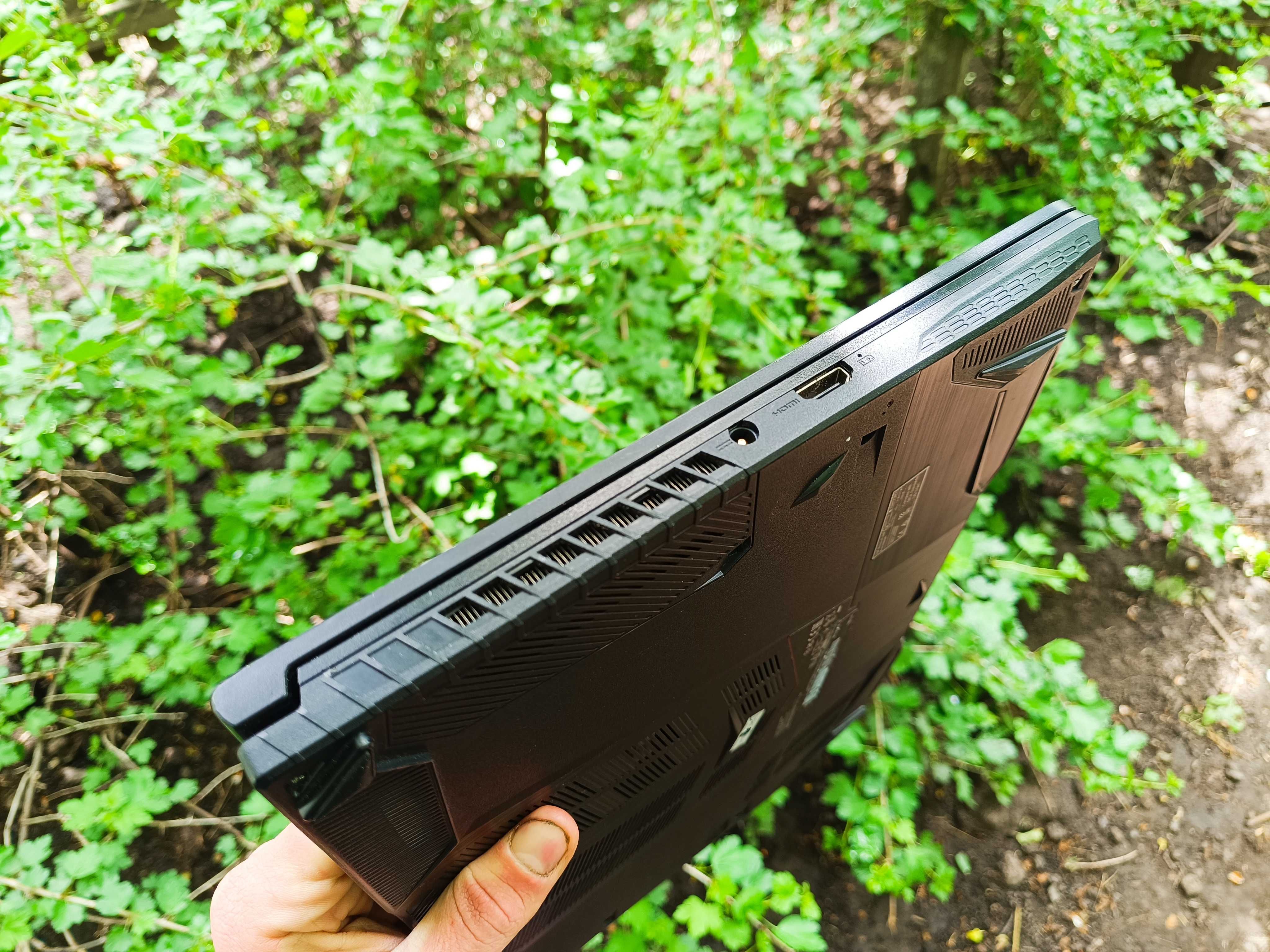 Стан 9/10, 144Гц, ноутбук MSI (i5 9300H/16/512gb/GTX 1660 Ti 6gb)