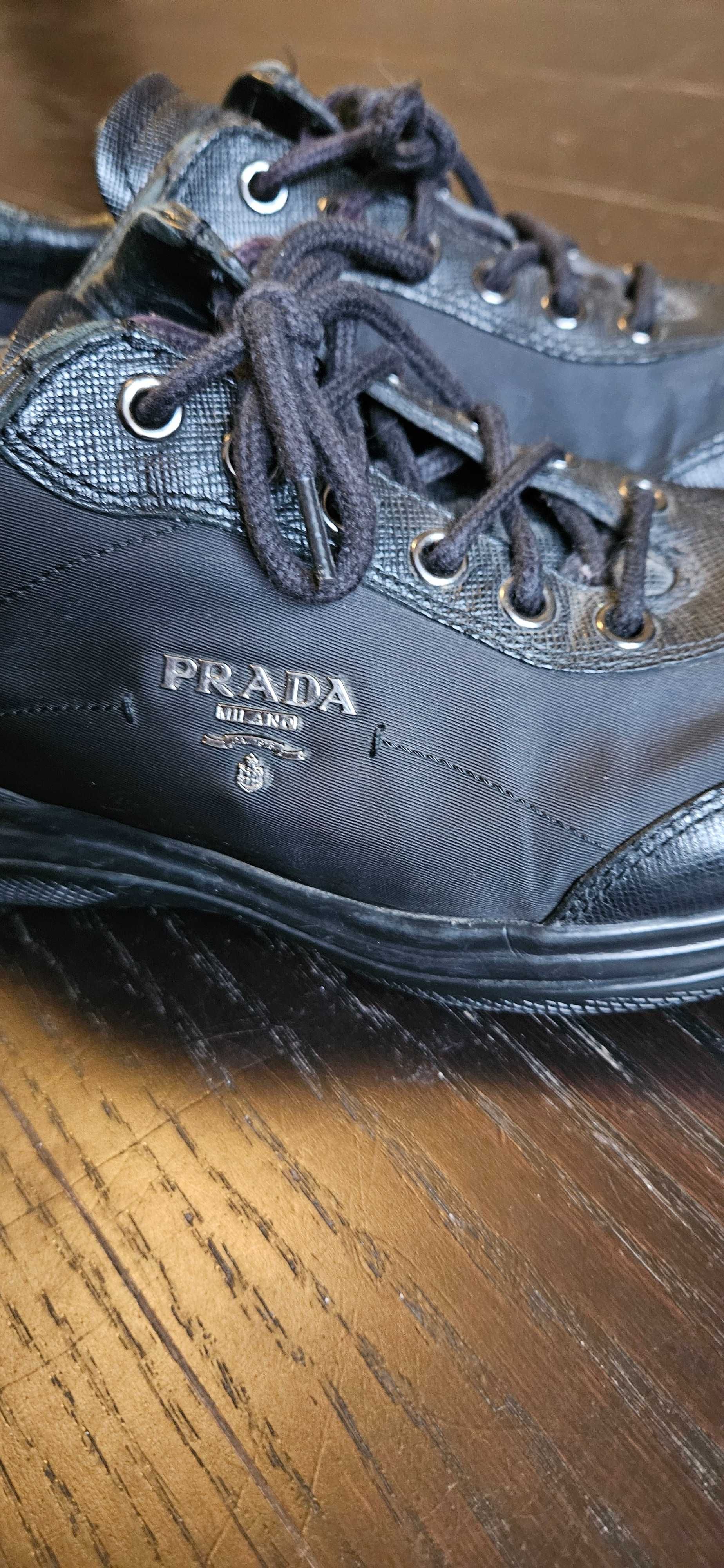 Кросівки Prada (оригінал). Розмір 36