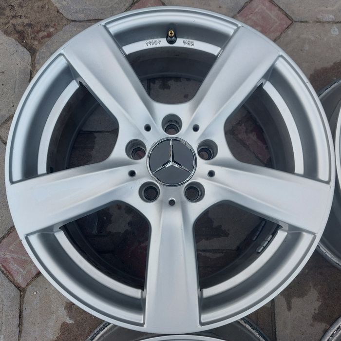 5 112 R17 Mercedes Benz Vito Viano E-Cass C-Class A-Class Gl ML