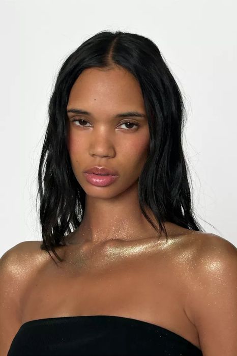 Парфуми з блискітками  Zara Golden DECADE BODY GLITTER SPRAY