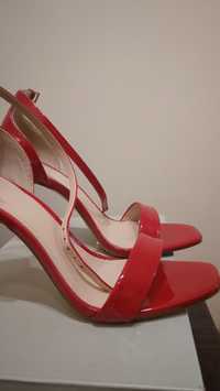 Szpilki  czerwone 38 sandały