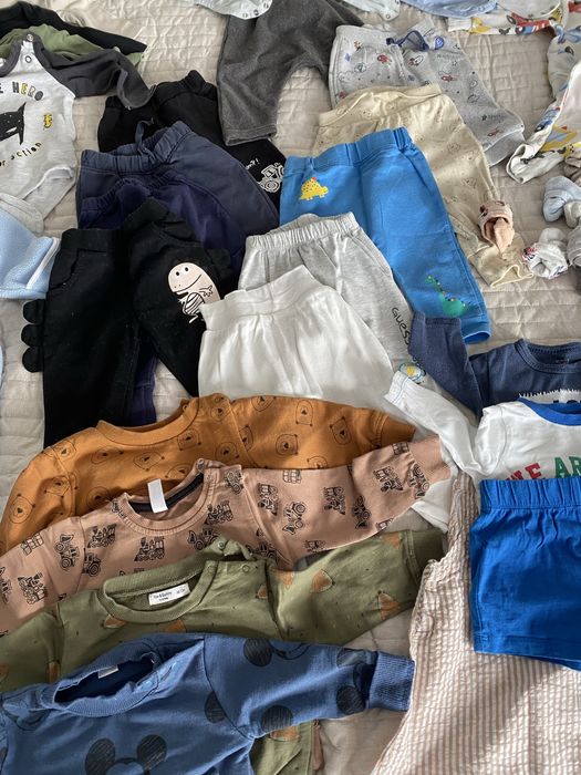 Zestaw ubranek dla niemowlaka 68