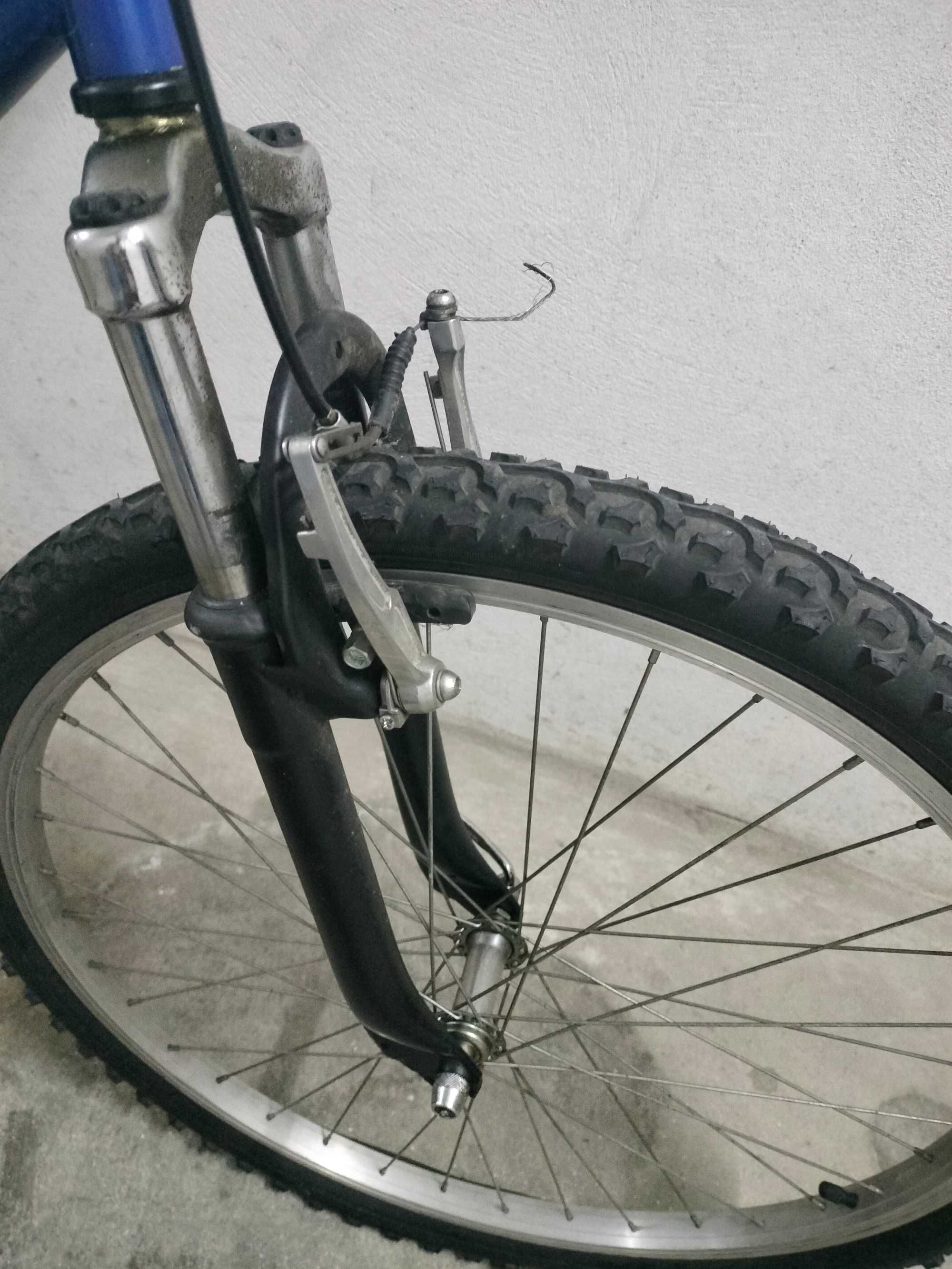 Bicicleta BTT em bom estado