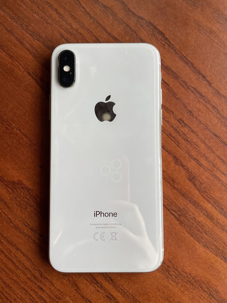 Iphone X 256gb + 9 capas + 5 peliculas de vidro