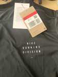 T shirt Nike Running Division! Nova nunca usada! Tamanho L