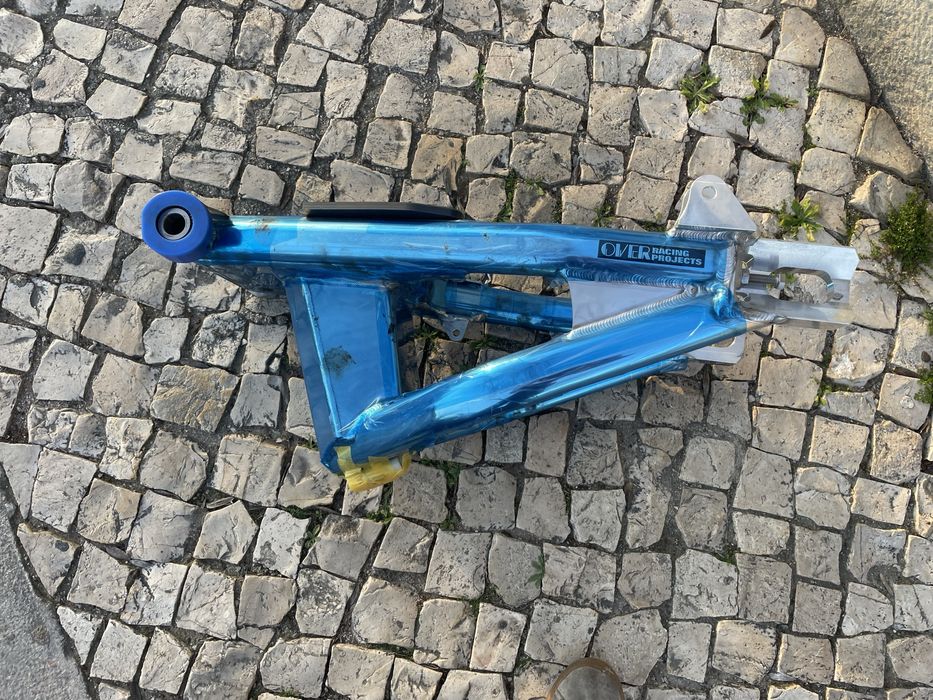 Braço oscilante para xjr 1200/1300 marca prestigiada Over Racing