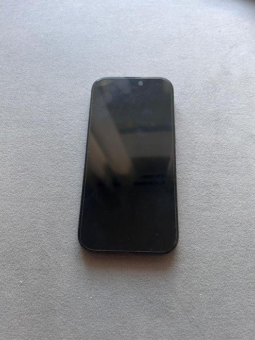 Iphone 16 pro na gwarancji