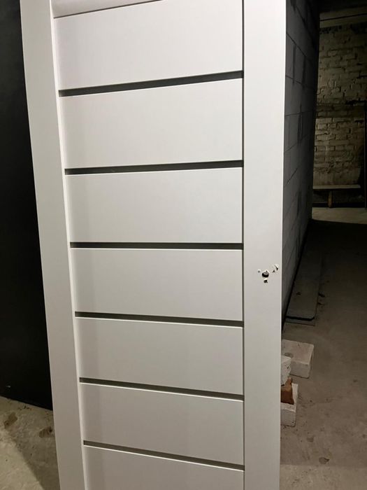 Двери в вану либо в комнату ширина 70