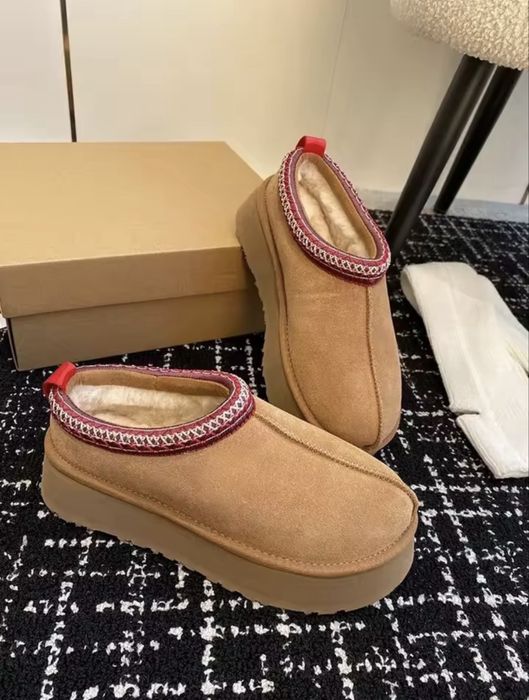 Mega Hit! Cieplutkie Kapcie/Buty w Stylu UGG -