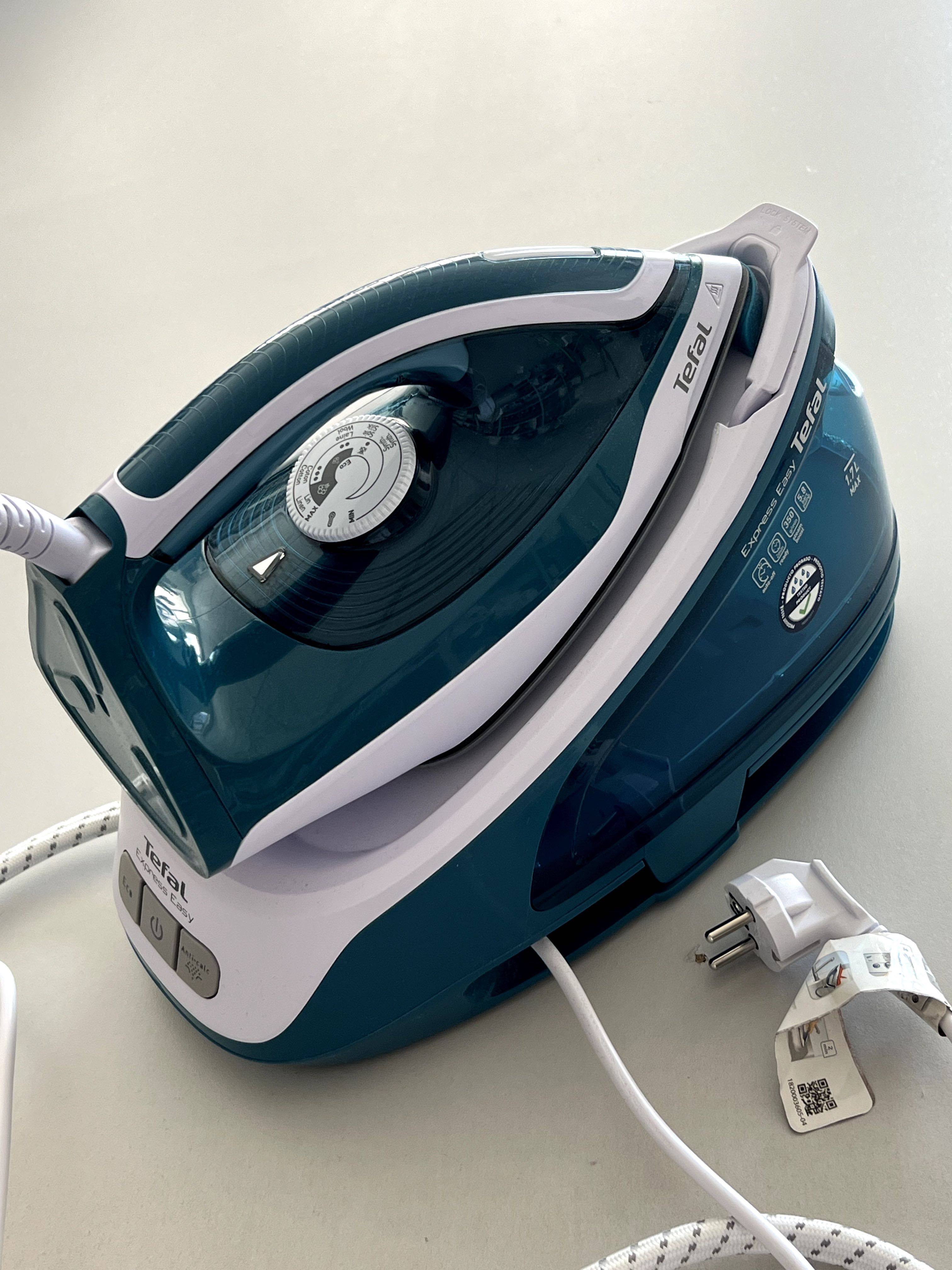 Праска з парогенератором Tefal SV6131E0