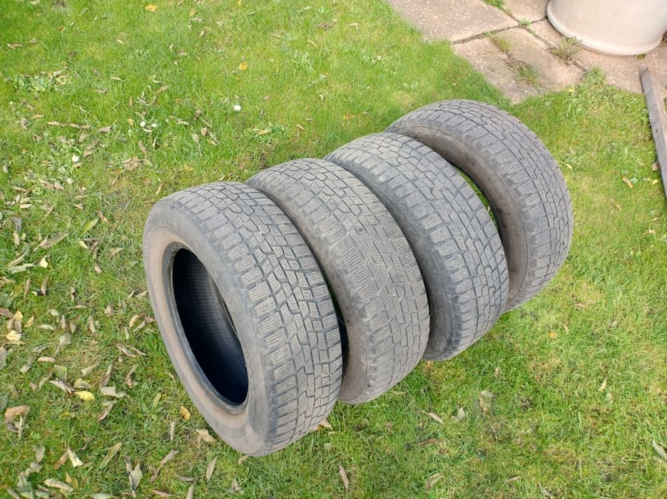 Opony wielosezonowe Firestone 195/65/R15