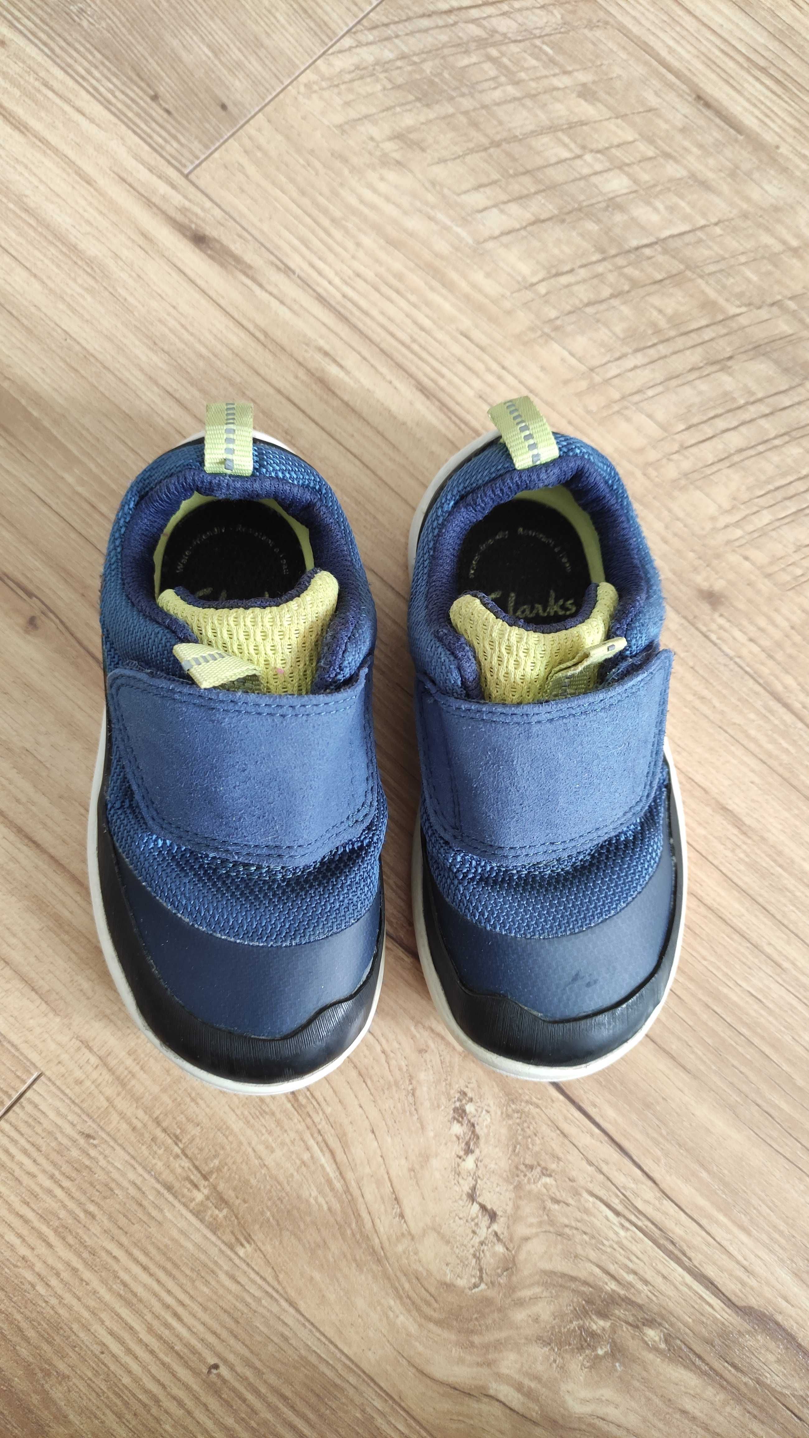 Buty niemowlęce/ sneakersy Clarks rozmiar 20 1/2