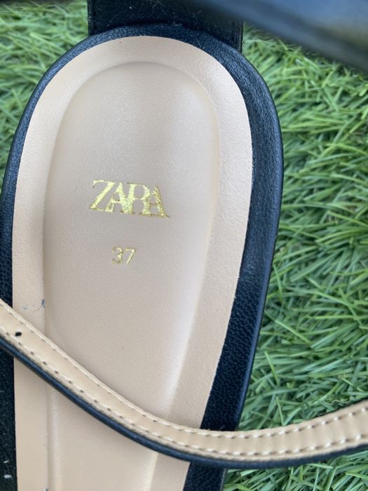 Sandálias Zara ( usadas uma vez )
