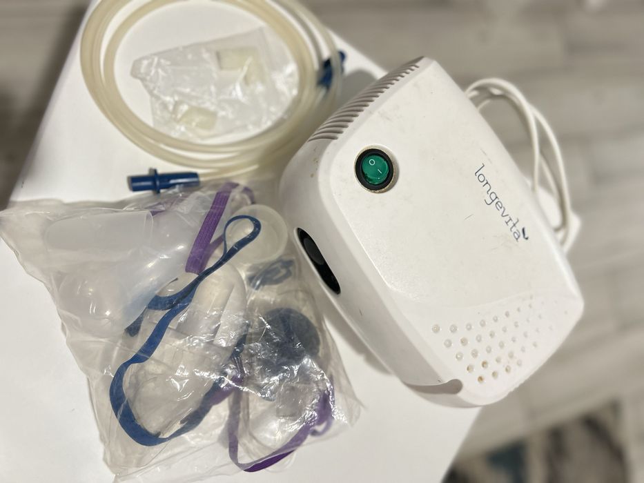 Ингалятор компрессорный, небулайзер Longevita BD-5000