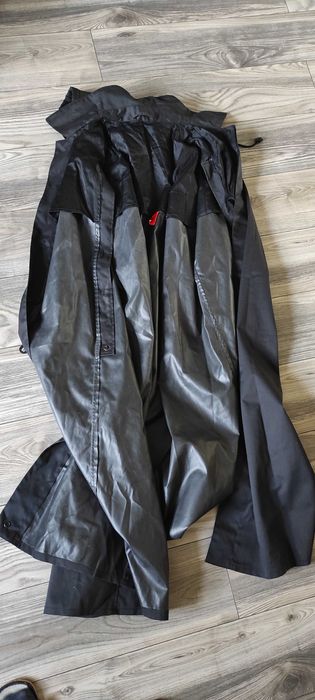 Peleryna wojskowa czarna