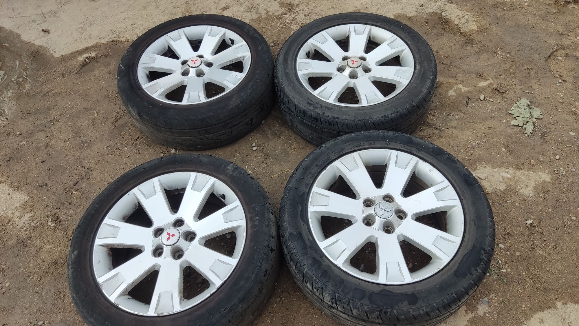 Koła felgi opony letnie alufelgi 225/55 r18 Mitsubishi Outlander II