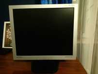 Monitor płaski LCD 17 cali firma SAMSUNG SYNC MASTER 710 V