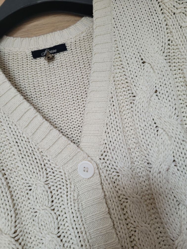 Sweter kremowy gruby splot