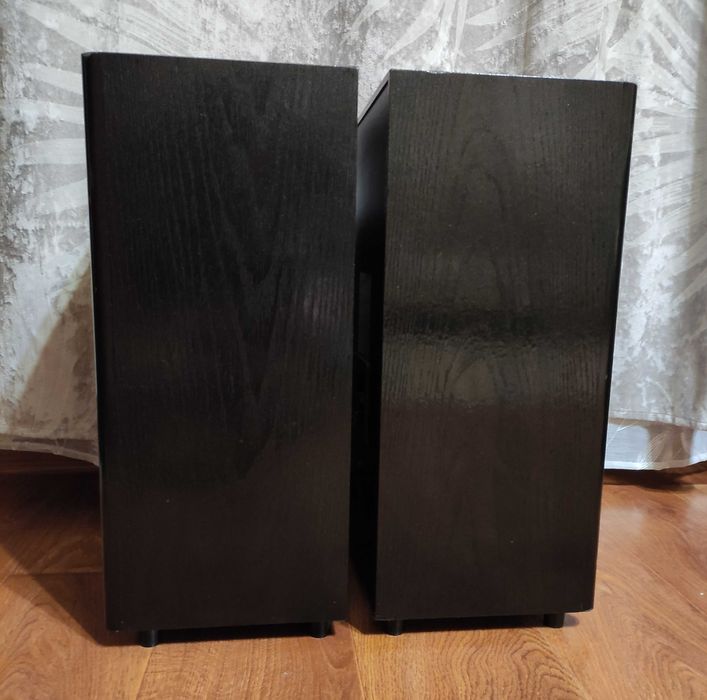 Акустика колонки Yamaha NS-G 10   3-полосная 4-8 Ohm 80-100 Вт.