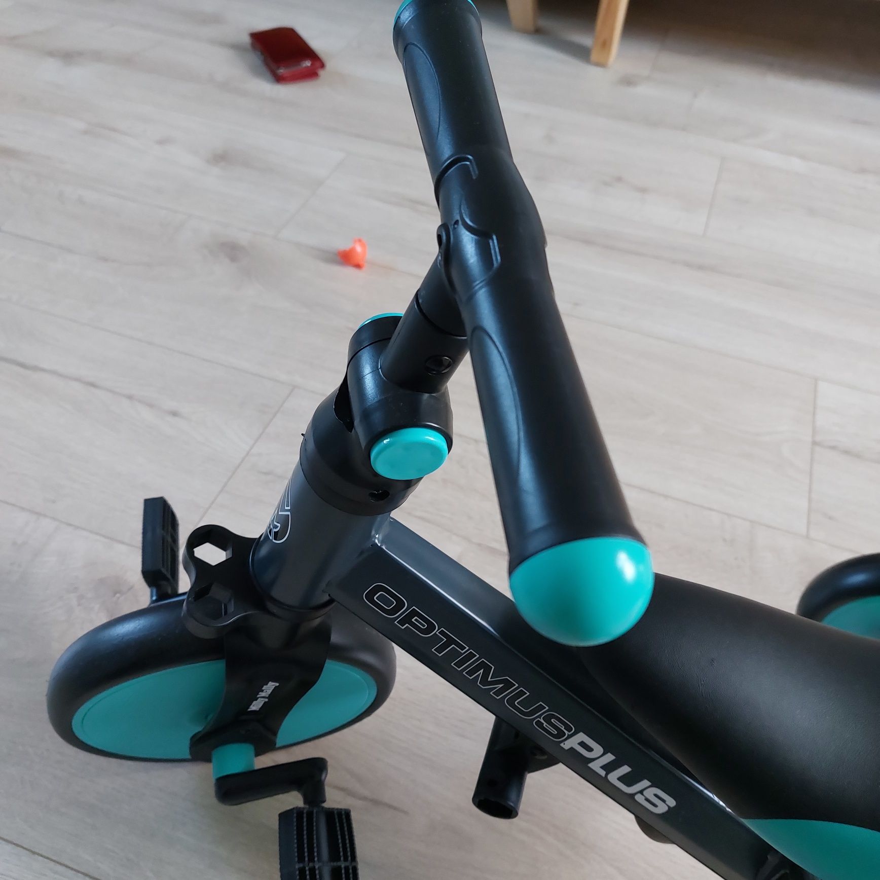 Rowerek trójkołowy Milly Mally Optimus Plus 4w1