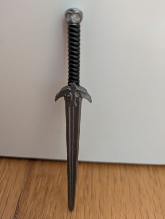 Espada Peacemaker DC Multiverse McFarlane (Portes Grátis)
