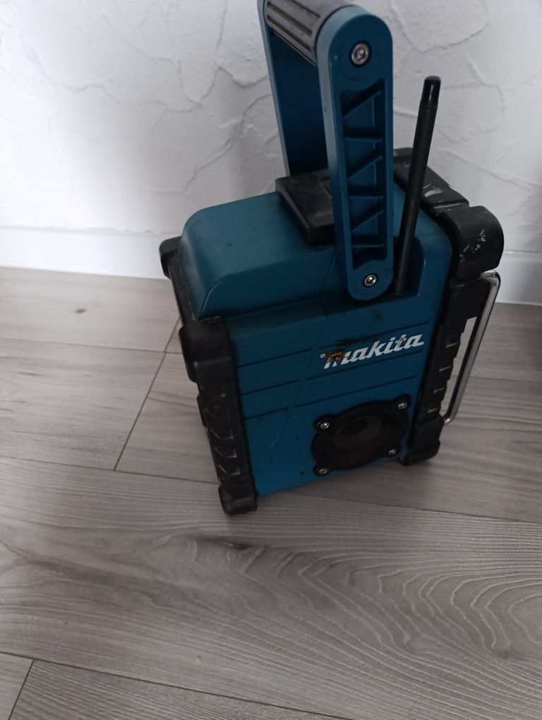 Sprzedam radio makita