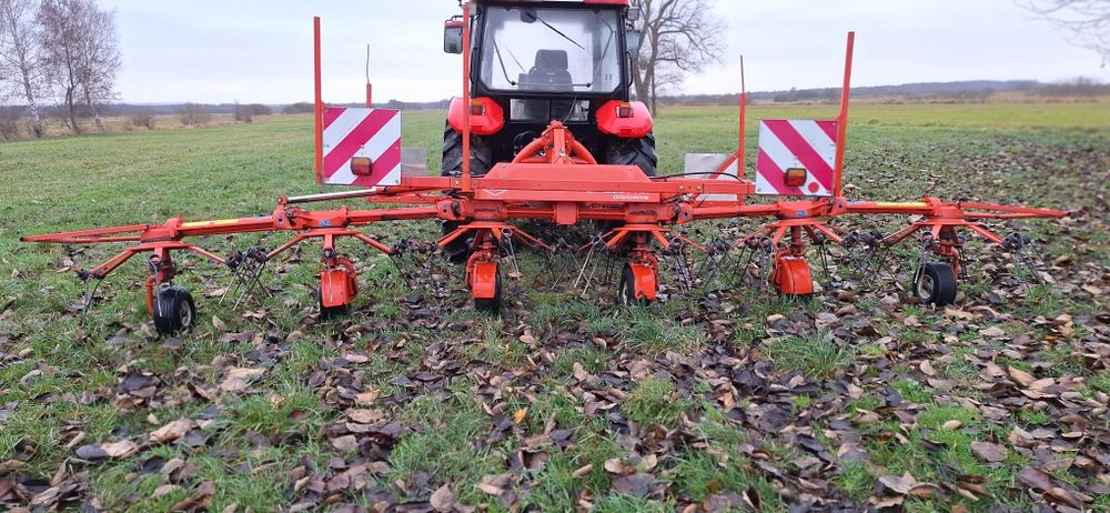 Przecząsarka Do Siana Przetrząsacz Kuhn GF 6301MH Nie Krone Lely Class