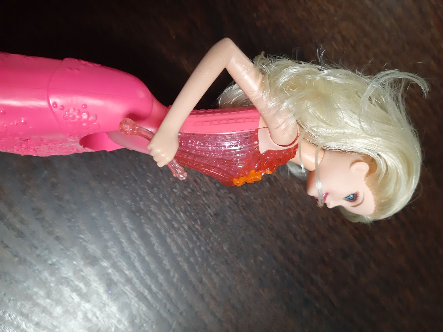 Lalka barbie mattel tajemnicze drzwi