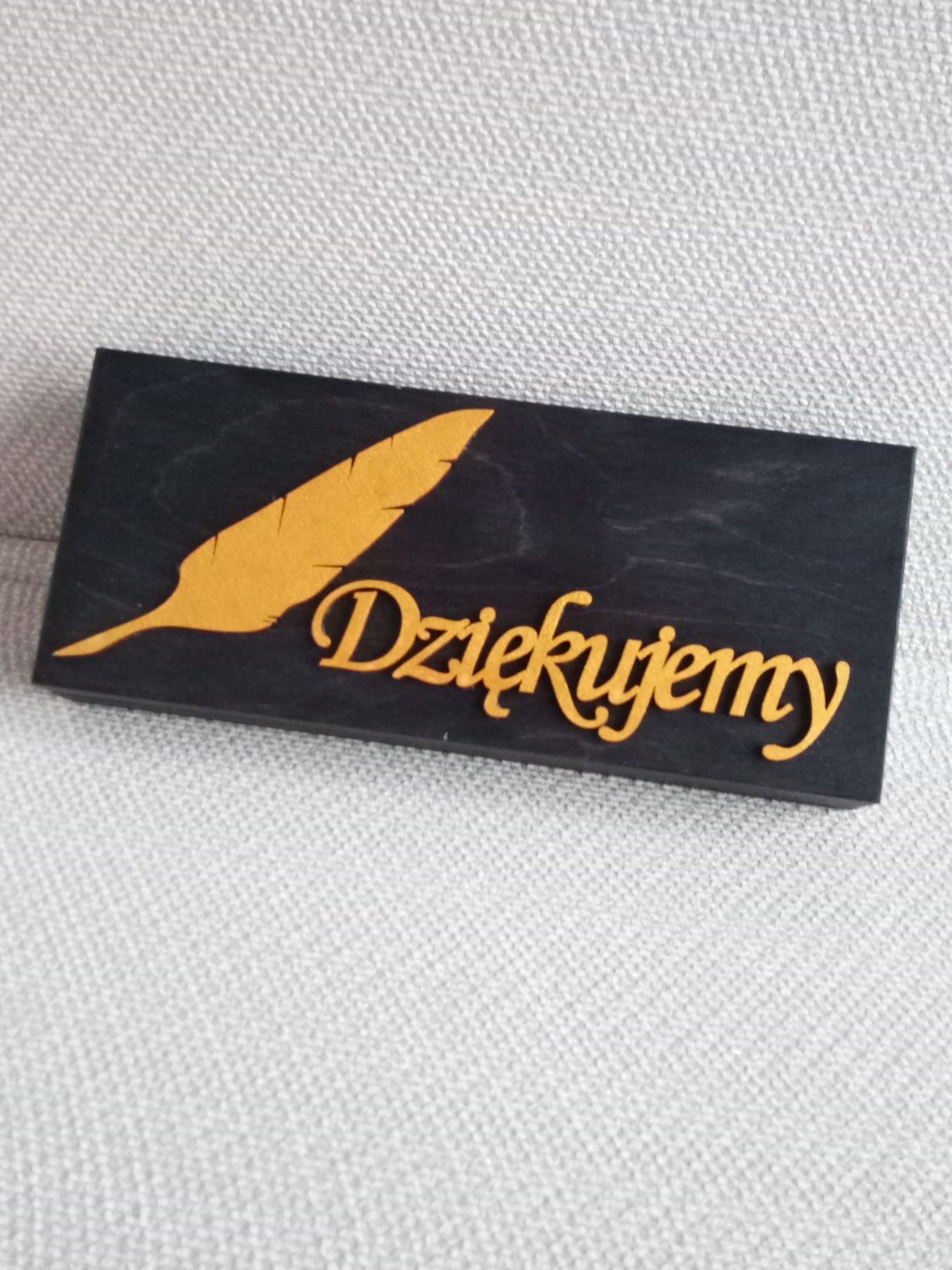 Piórnik drewniany, prezent, podziękowanie dla szefa, emeryta