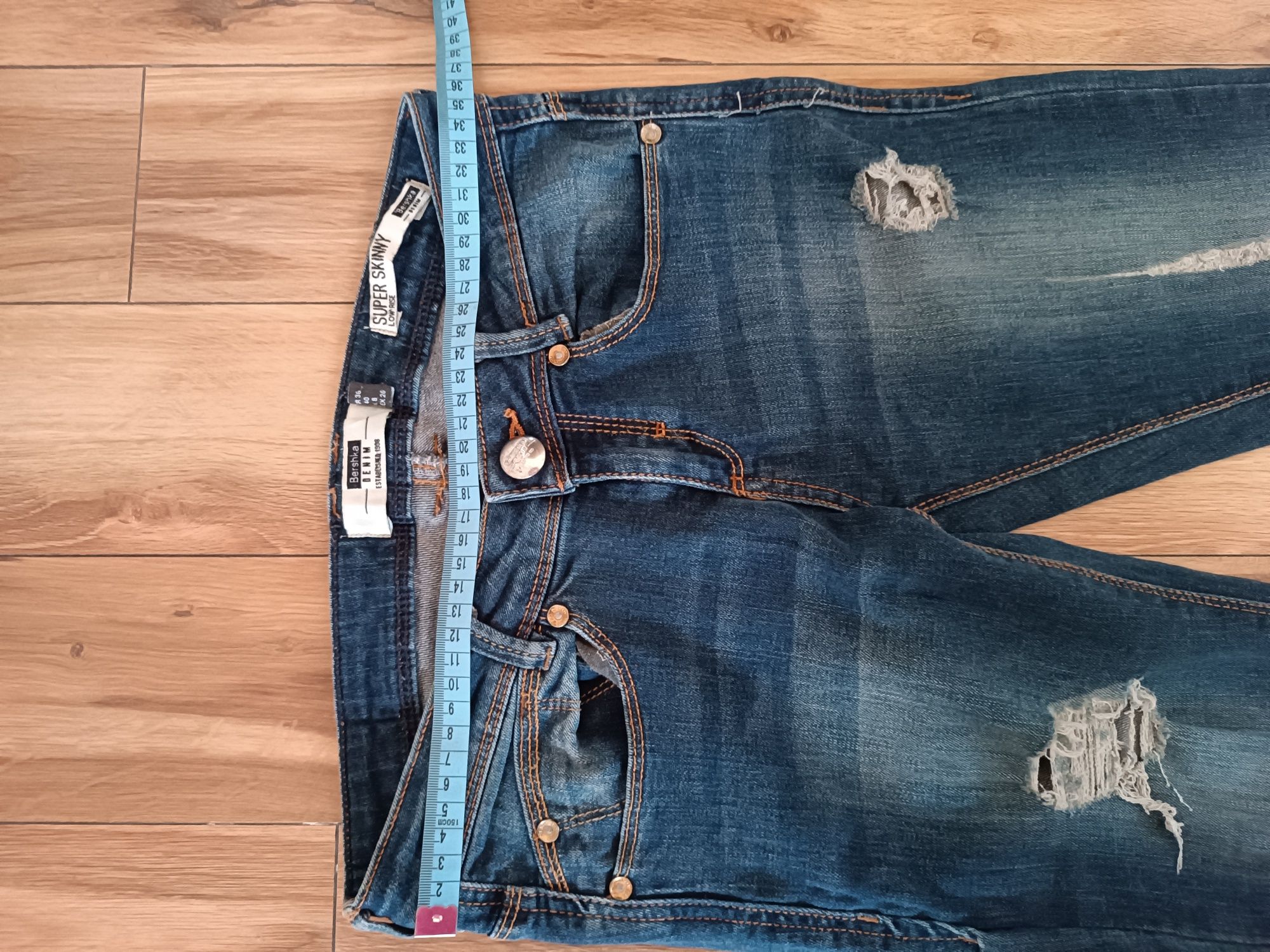 Spodnie jeansowe Bershka Super Skinny roz.S stan bdb