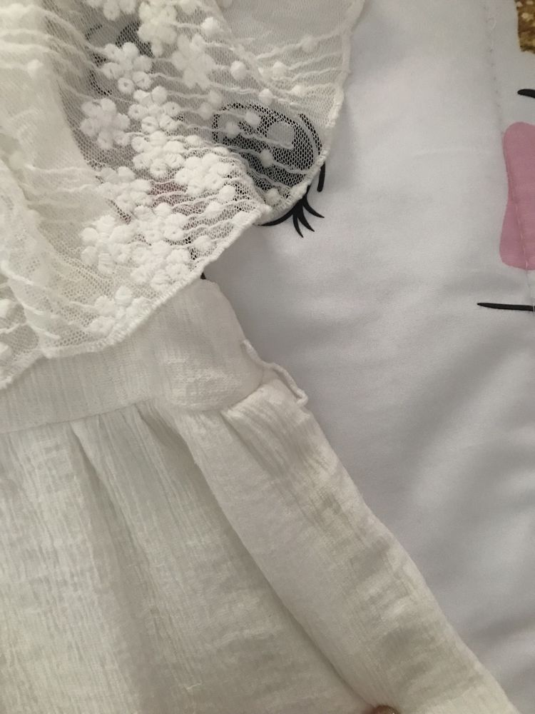 Vendo vestido Dadati branco 5 anos