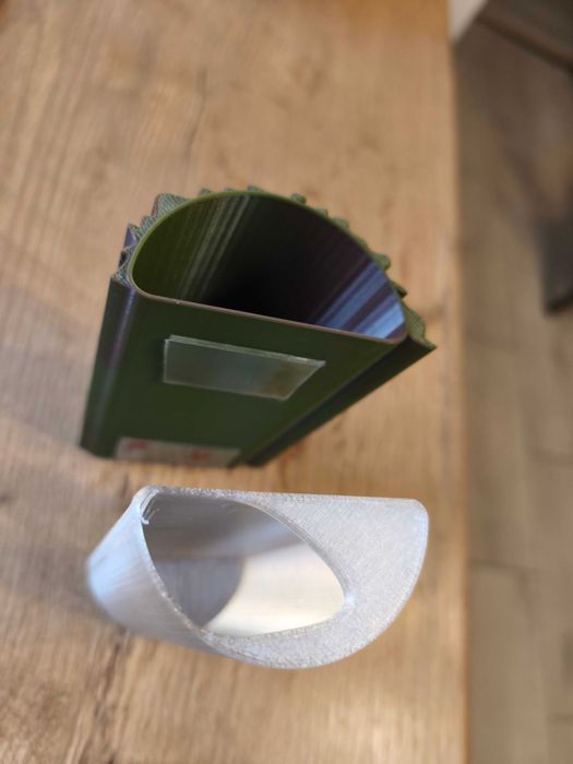 GEKON Placzacy domek, inkubator pojemnik box, miejce doskrytka na jaja