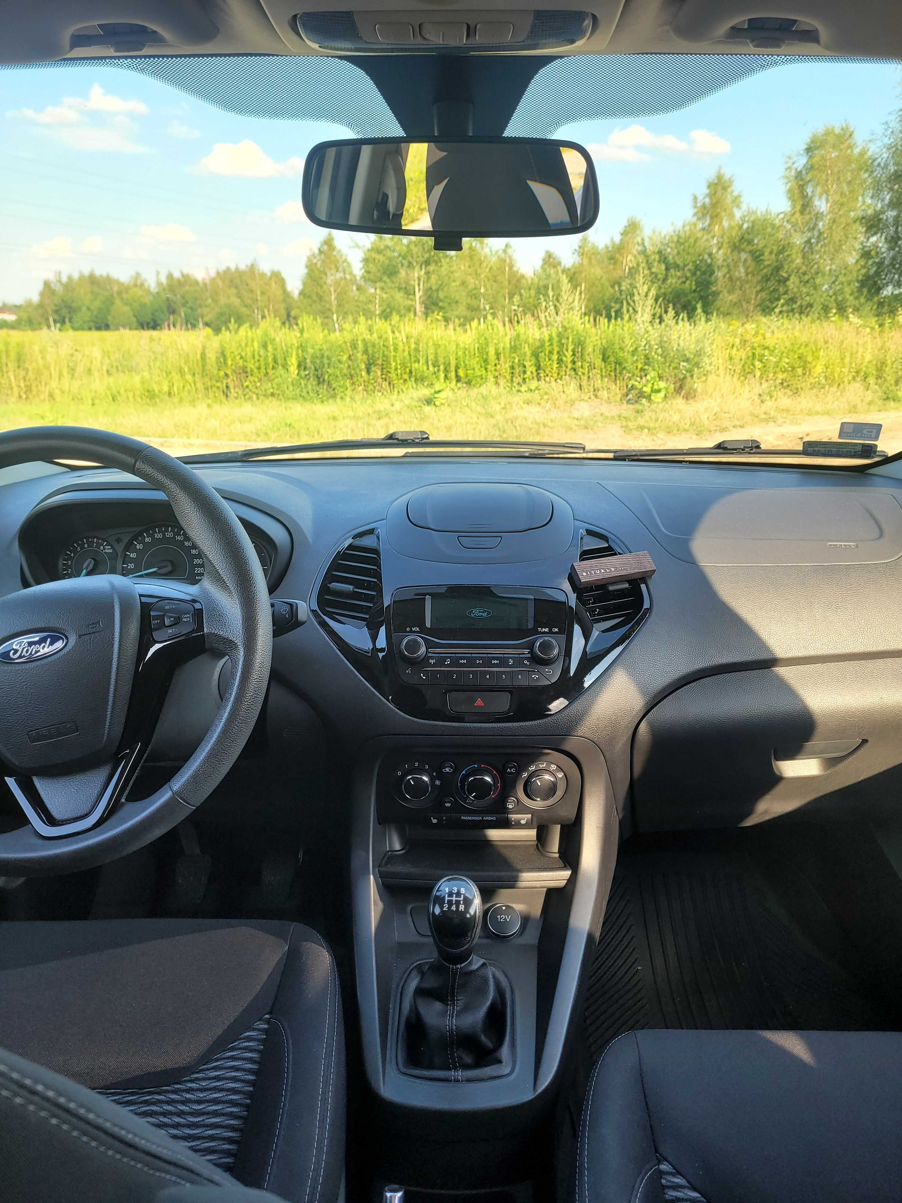Ford KA+ White Edition 1.2 Ti-VCT | 2019 | 48 500 km | 2 komp. alufelg