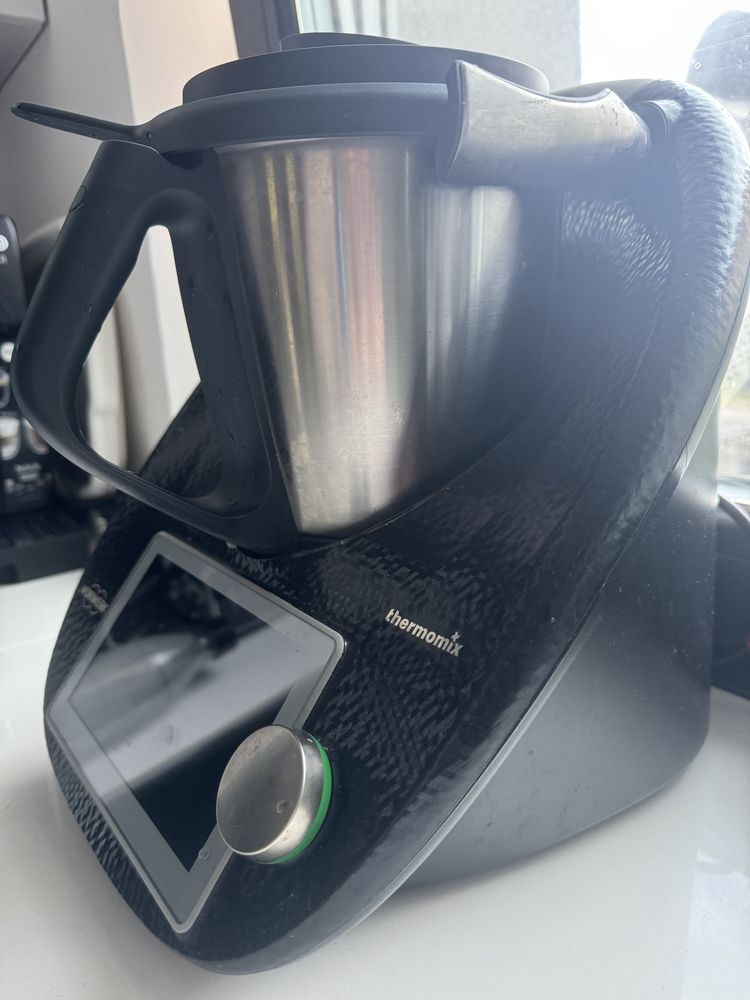 Thermomix 6 czarny karbowany