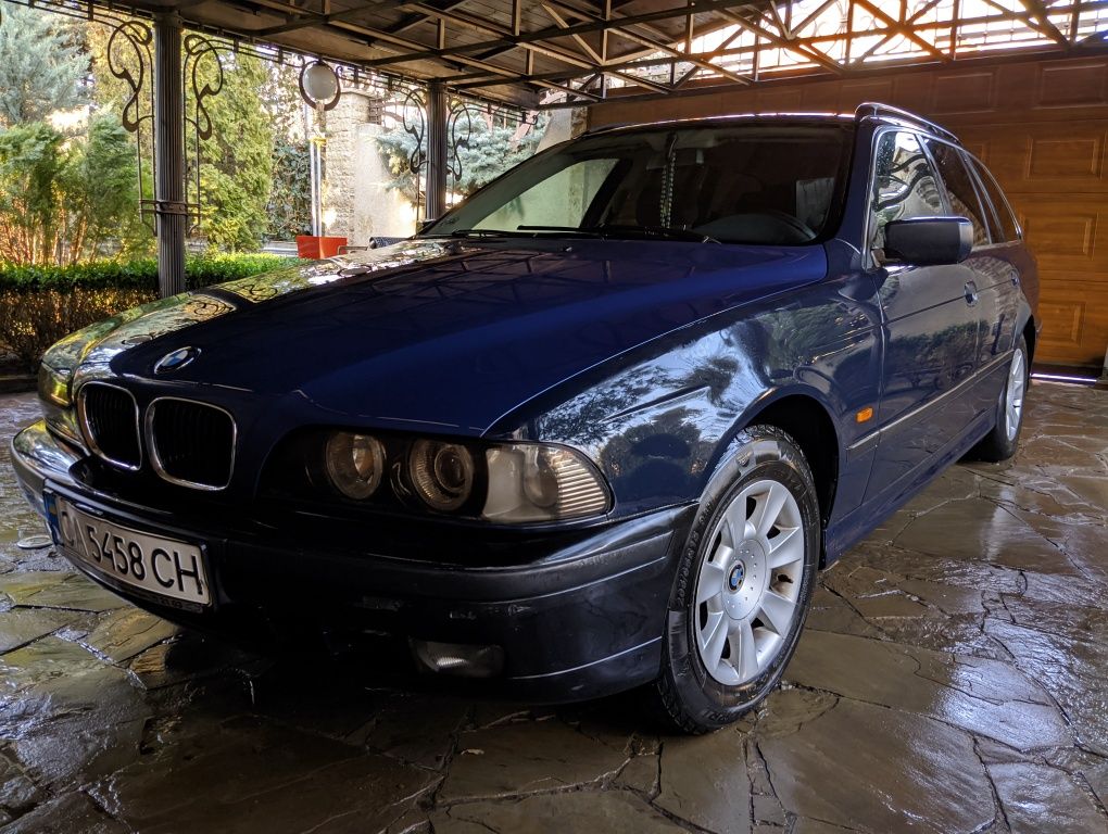 Продам BMW 520i turing 
1999г.в. В 2019 заіхала в Україну . Німецька з