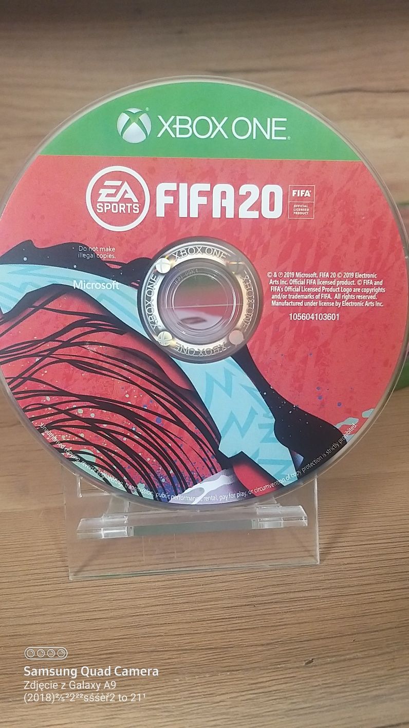 Na sprzedaż fifa 20 na xbox one