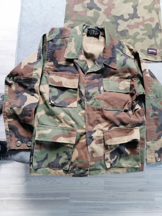 Przebranie dla dzieci. Mundurek wojskowy