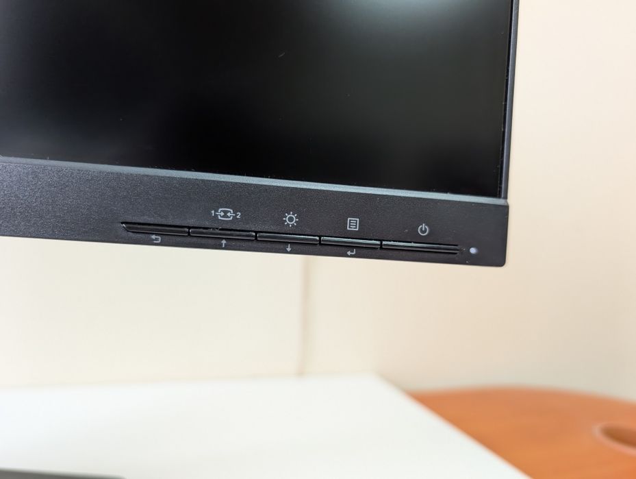 2022р. Монітор Lenovo ThinkVision P24h-2L/QHD/LED/IPS/Тонкі рамки/24"