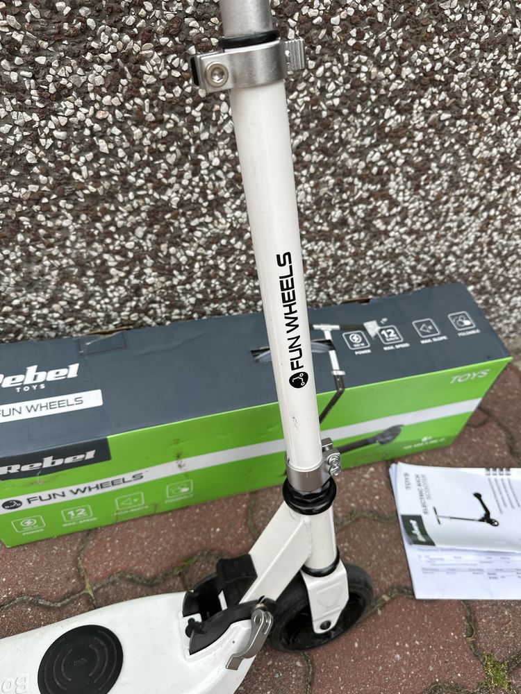 Hulajnoga elektryczna Rebel 12km 100W