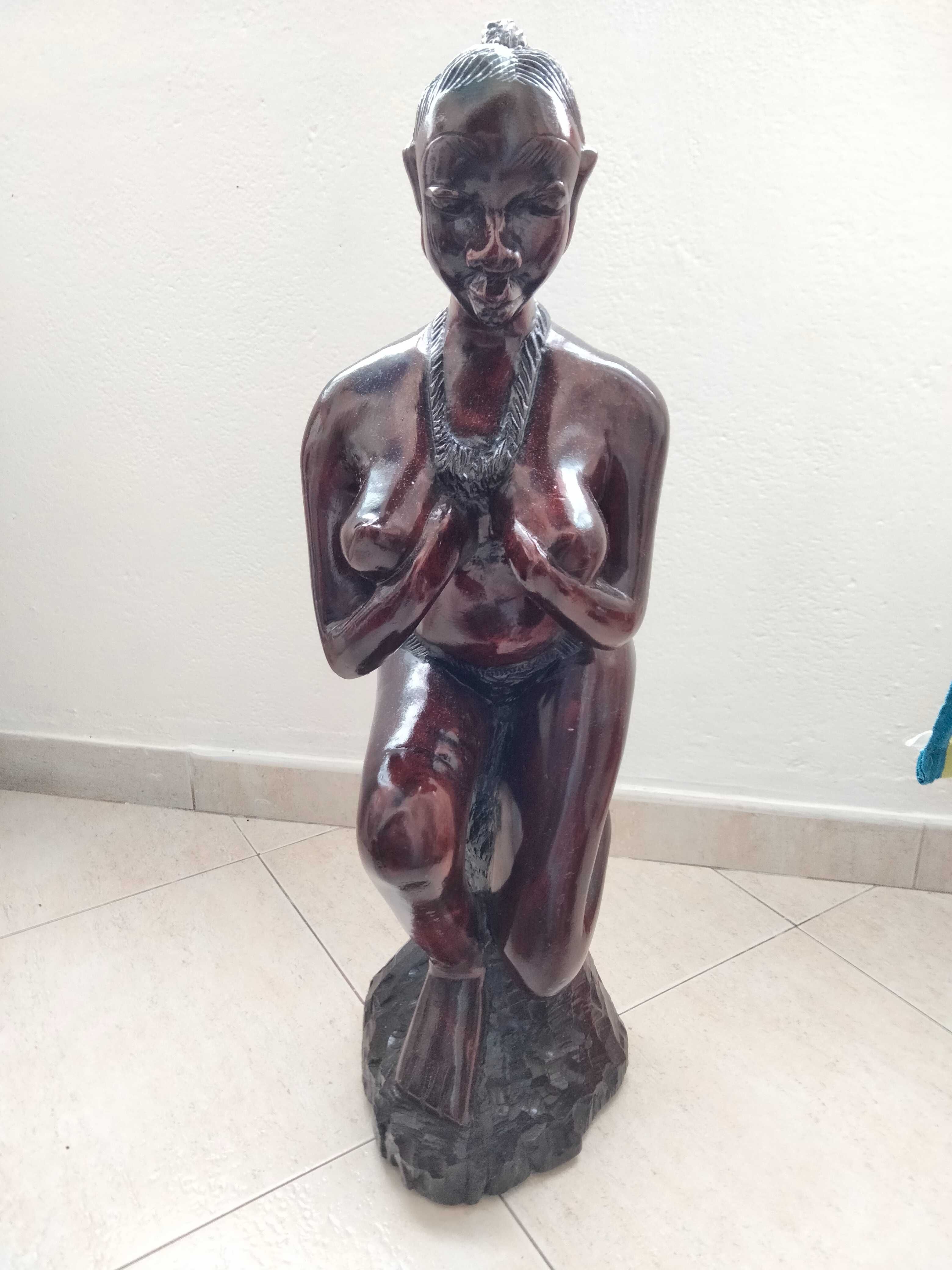 Estátua da mãe Africana (70 cm)